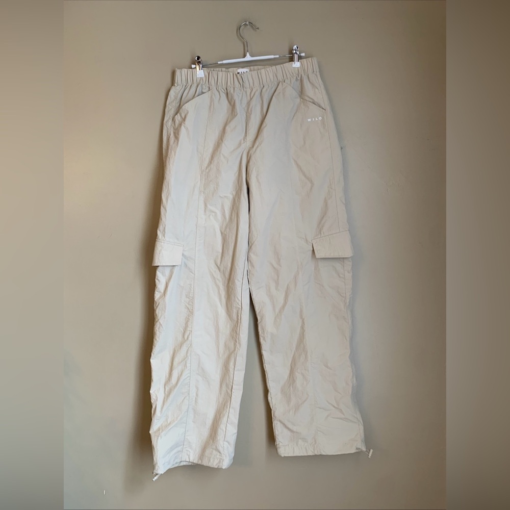 Wilo The Label parachute Cargo Pants Cream/Tan Wide Leg Oversized Womens medium